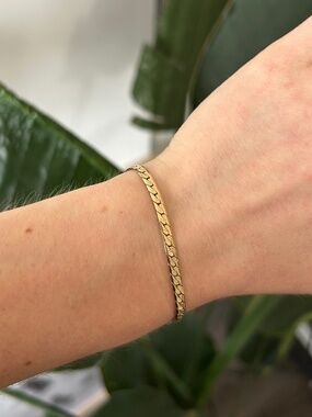 Vintage Gold-Tone Costume Chain Bracelet